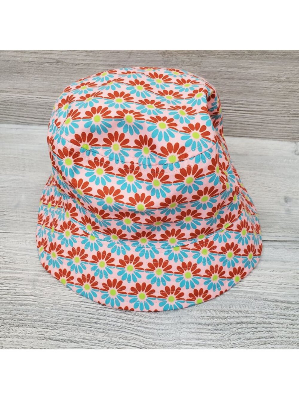 David and Young daisy bucket hat - Picture 2 of 10